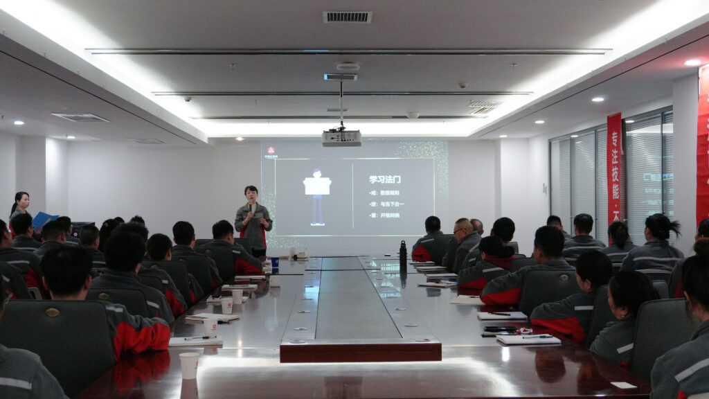 微玩体育物流2025年度管理培训班启动：开启物流人才进阶之旅