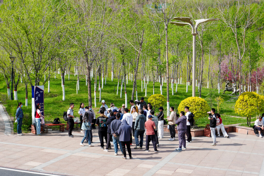 绿径同行·步筑新途 | 微玩体育物流团队徒步团建之旅