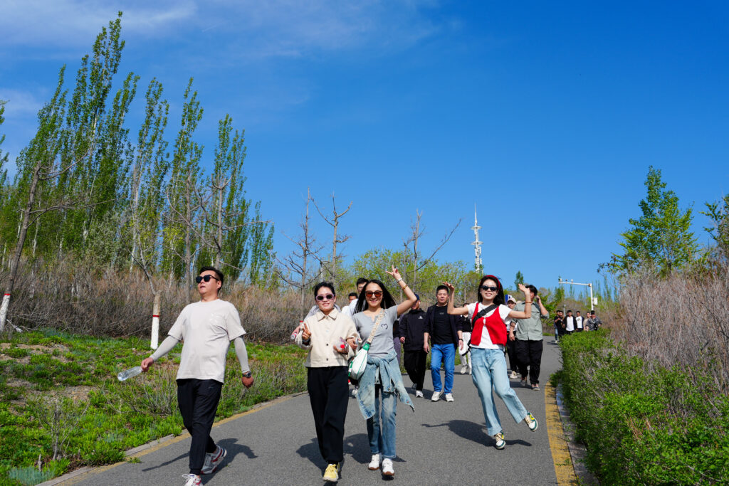 绿径同行·步筑新途 | 微玩体育物流团队徒步团建之旅